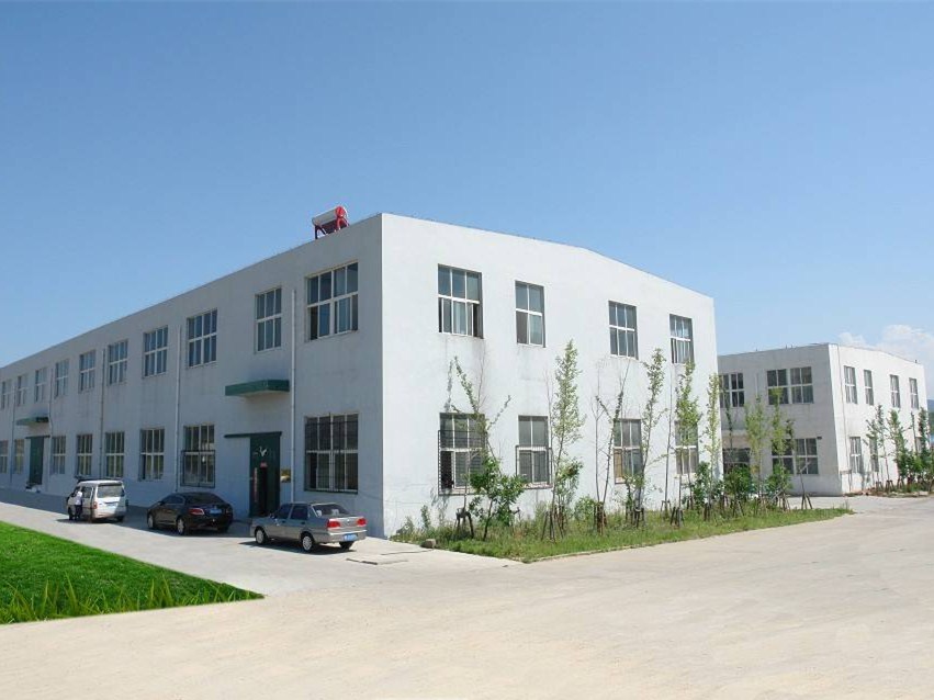 铁床工厂的一角